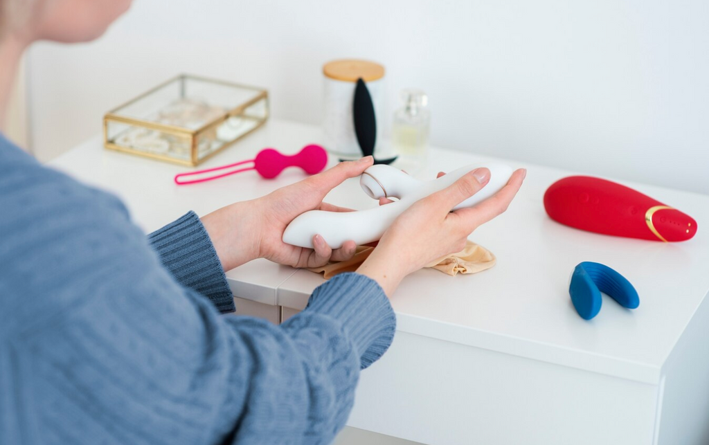 How to Store Sex Toys Safely: Cleaning & Storage Tips